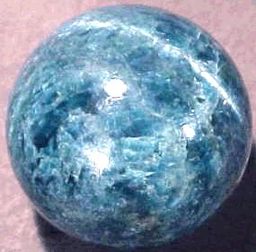 /apatite6.jpg - 21842 Bytes